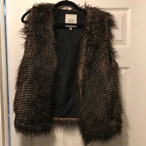 Jack faux fur vest